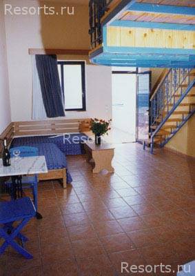 Paraktio Beach Hotel 12